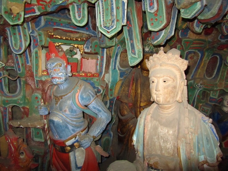 המקדש התלוי ליד דאטונג